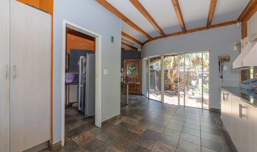 6 Bedroom Property for Sale in Panorama Free State